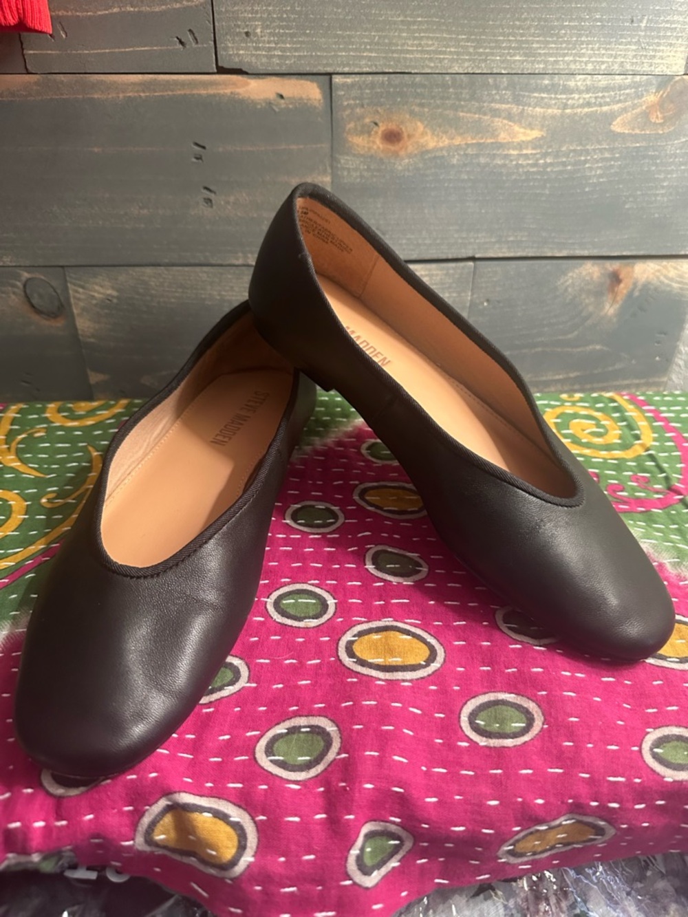 Steve Madden Black Leather Ballet Flats